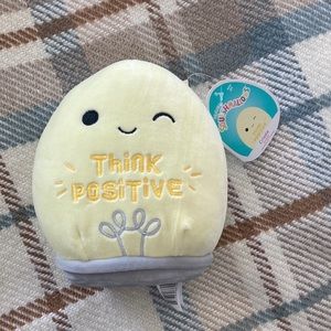 Squishmallows - Crissie the Lightbulb